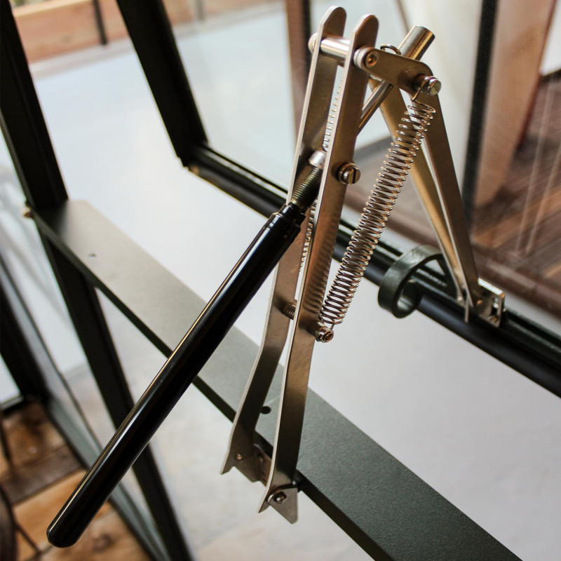 Ouverture automatique de lucarne - Double ressort